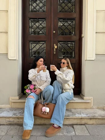 Besties don’t copy, they match 🐻🌸