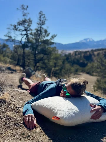 The one-minute trail nap game has leveled up! 😏
Snoozin’ hard, whether that’s o