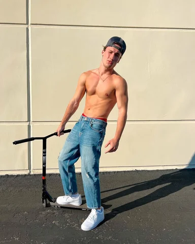 Just scootin around🚀
