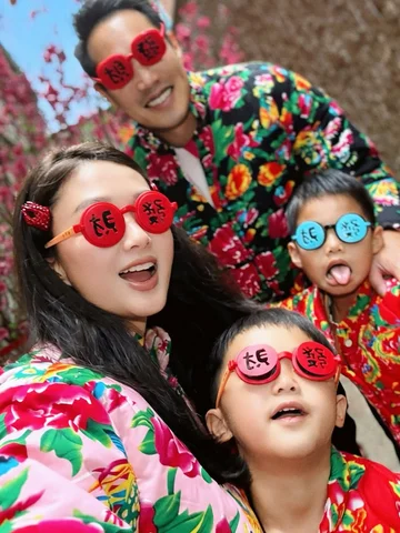 Happy Lunar New Year!!
馬年好! 祝大家新年快樂!