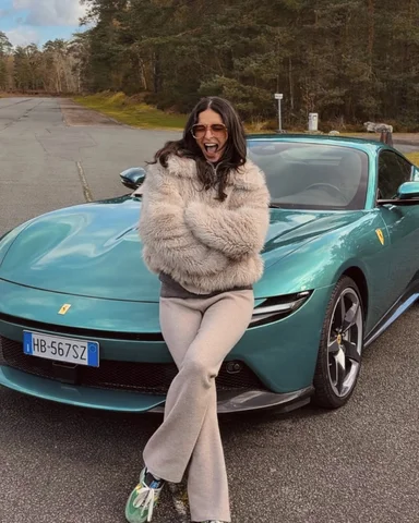 Dreams ARE true!!!! À deux doigts de changer mon vert pour du rouge @FERRARI ❤️ 