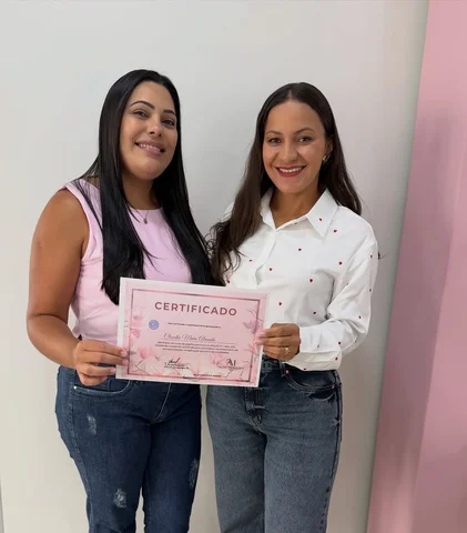 Curso VIP, aperfeiçoamento no Molde F1 + Nail Art 
Para mais informações acesse 