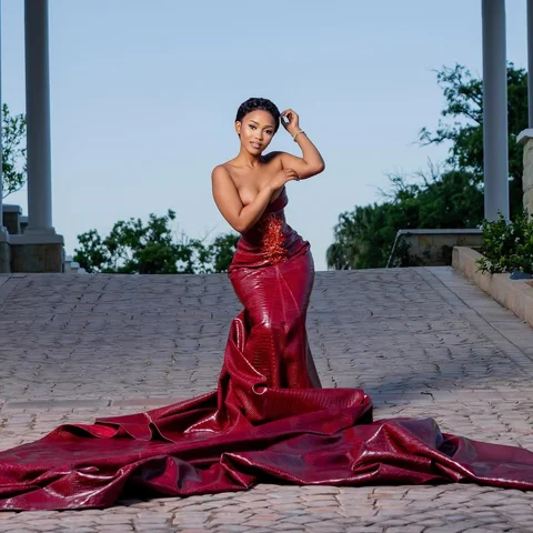 Thanks @zeenxumalo_ for trusting my vision. We wanted showbiz and a show is what