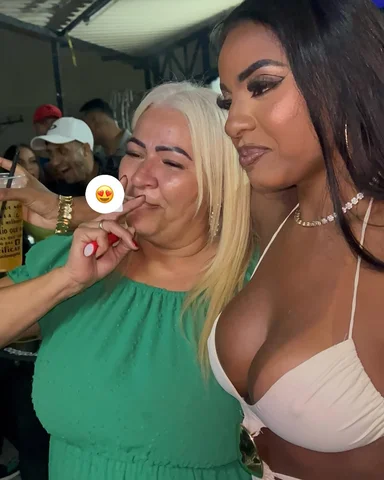 Só Deus sabe o que já passamos juntas e você nunca me abandou te amo e obrigado 