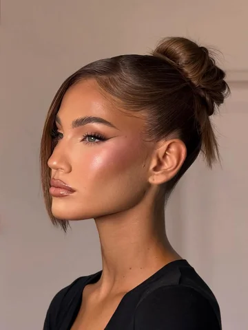 Snatch game strong 
MUA • @makeupbyparyss 

.
.
.

#hairstyles #hairinspo #ponyt