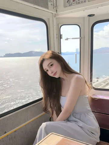 부산으로 생일여행 ✈️🇰🇷🚃🌤️
Birthday trip to Busan

#膠囊列車 #釜山 #青沙浦