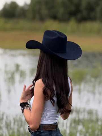 Definitivamente estoy disfrutando mucho esta experiencia llamada vida🤠🤎 mi tex