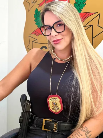 Delegada Melissa - PCSP ❤️
📲: @delegada.melissarodrigues 

↪Sigam também: @dele