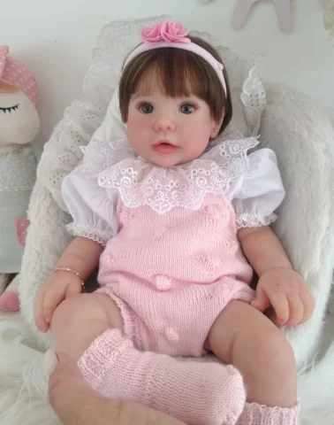 Bebe em Silicone Sólido Kit Ava ,43 cm .
já tem mamãe.
Encomendas whatsapp 31 99