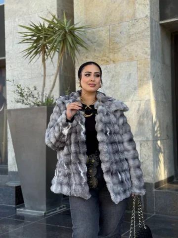 Freer coat avaliable for order dm📩

الكوت الفرير القمر ده مش بس بيدفي وكمان لاب