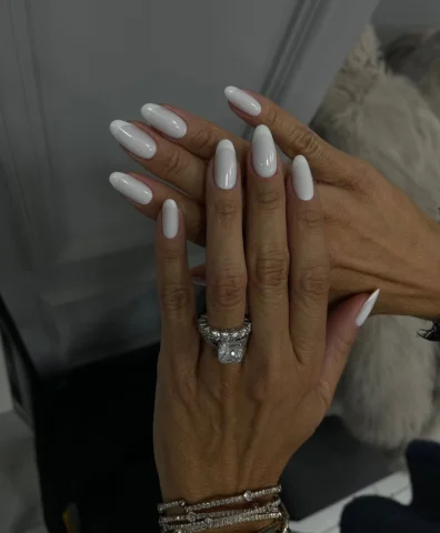 #manicuravalencia #nailsvalencia #uñasvalencia #valenciamanicure #valencianails 