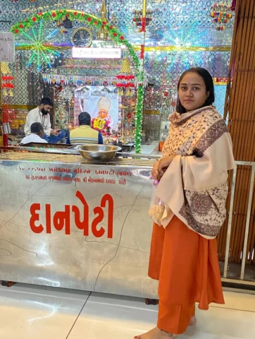 Khodiyar maa🙏🏻
.
.
.
.
.
#reel #khodiyar #galdharakhodiyarmandir #aambrdisafar