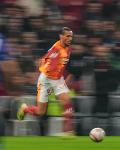 Three more points to end the year the right way! 💛❤️ @galatasaray #inSané #Hede