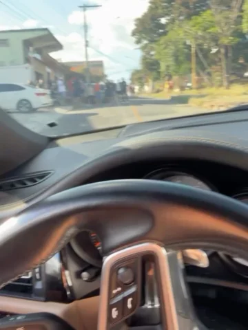 Que entrega 🙏 mais uma Família abençoada ganhador @gustavononato00 Hilux srx 20