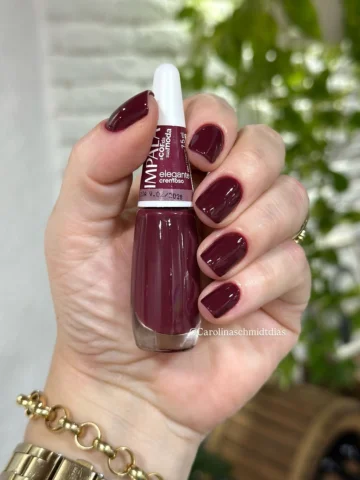 Esmaltes bem chiques para seu dia a dia ☀️
..
Me diz ai, qual você mais gostou?
