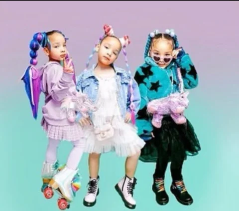 2023 OMG Girl @heiressdharris 
She had fun recreating her version of each of the