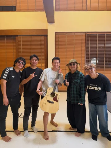 J-ROCKS EVERYBODYYY 🤘🤘