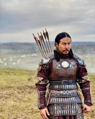 Ert tsagiin baatar 
ENh tsagiin aav
Geriin ezen 
Gergiin tushig er hun tanid
Er 