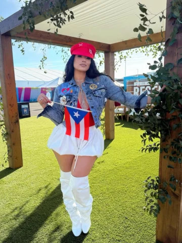 The Only Thing More Powerful Than Hate Is LOVE ❤️ 🇵🇷🇩🇴 

*Thank you for all 
