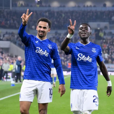 ✌🏿⭐️On the pitch⭐️ 🏟️ UTT 💙