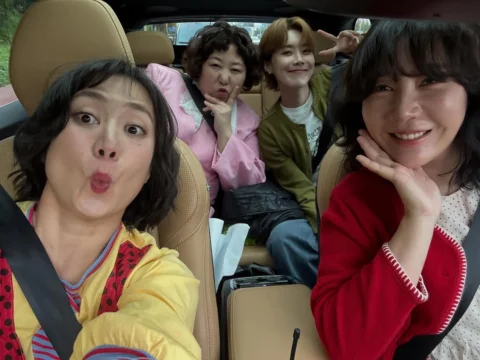 나도신나!! 
3년만에 여행!! 
천안시 목천읍에 즐길거리나 맛집 아시는 분!!!!
목천읍이면 제일 좋고 가까운곳에 
좋은곳 추천 부탁드려요