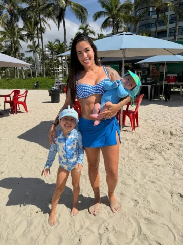 Hoje vim trazer meus bebês pra passear, só faltou meu amor pra minha família est