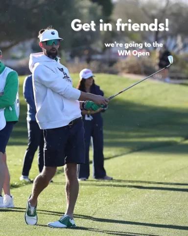 Unreal hangs at the @wmphoenixopen 🏜️⛳️
