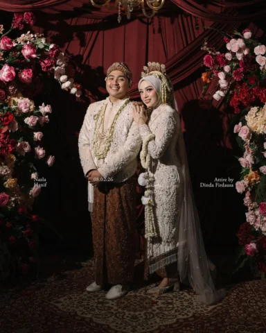 Akad Nikah Mrs. @nazlakhn & Mr. @hanifhusyairi 🤍

Photo & Video @imagenic
Decor