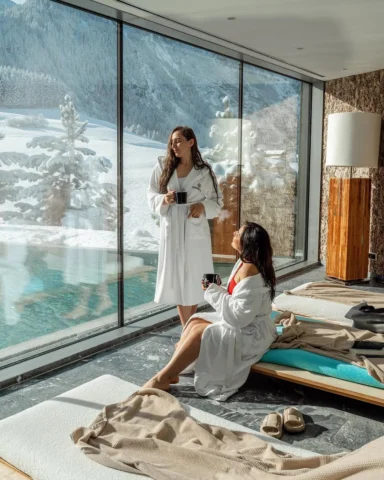 Throwback to our magical winter getaway in Austria! 🏔️