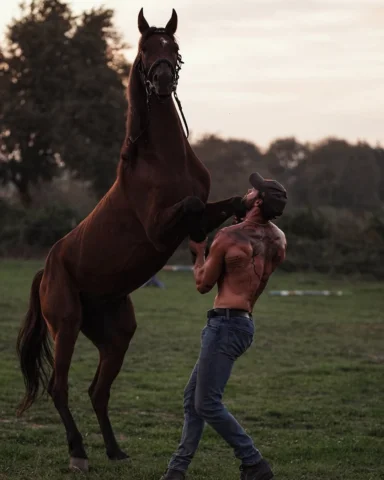 wild spirit, soft heart, sweet soul. 
-
@tomarabinicilikkulubu 
Photo: @cemilyav