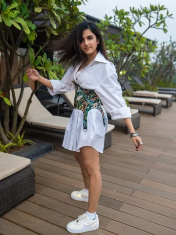 🤍

Photos by: @riturajdharwadkar @vaibhavkadamm 
Stylist : @shetyesanvi 
Assist