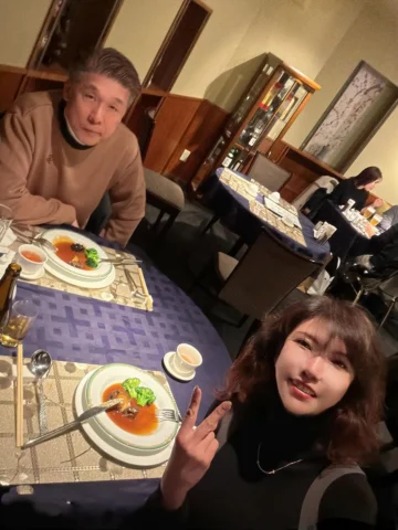 お誕生日イブの夜は夫と2人で三ノ宮の
香港海鲜料理 椰林へ🤤

しんじpプロデュース
@shinji_p_ 
サンテレビHeart and dreamを見て
