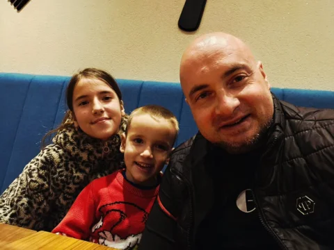 Ekipa koja sve drži pod kontrolom 🔐
Selfie tim ♻️♻️
