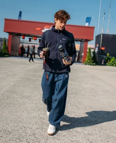 El termo favorito del paddock!!! 🧉🐒