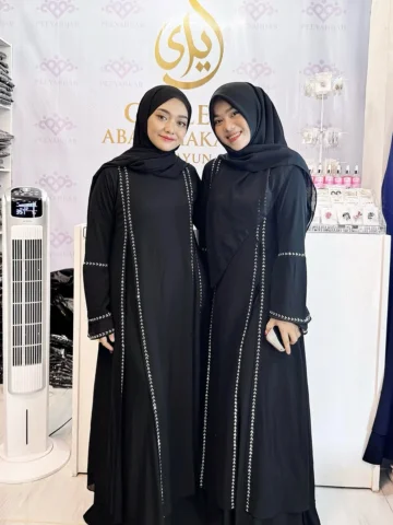 Masyaa Allah aslinya cantik dan super baik banget, makasih kak🖤