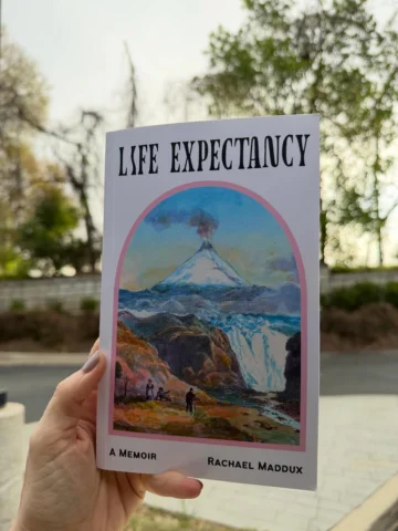 Happy pub day to my friend @rachaelmaddux! Life Expectancy, her memoir about gro