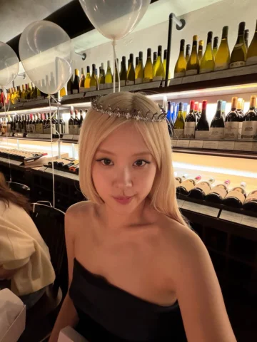 ✨29✨ 

finally, at the last chapter of my 20’s. here we goooo 
I just hope to ha