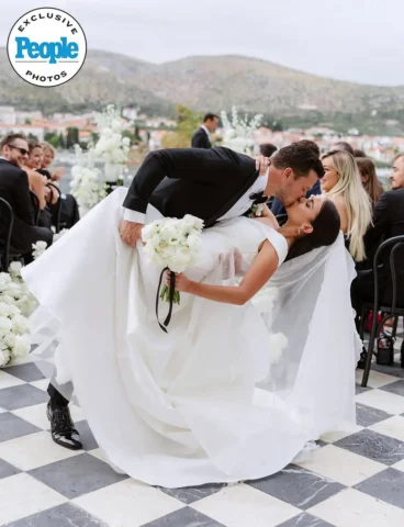 Officially Mr & Mrs Huber!!!

Photographer: @sazuweddings 
Videographer: @deside
