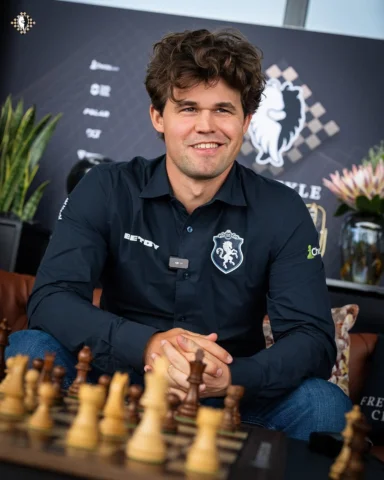 The first ever Freestyle Chess Grand Slam Tour Champion, Magnus Carlsen! 🐐🏆 

