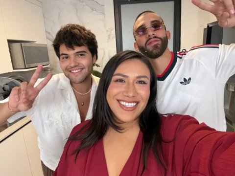 con amigos trabajando 🙏❤️ @manuelturizo @jairsanchezz @guacalaqueric0