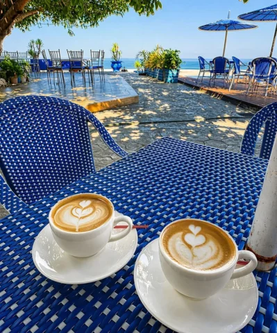 This is your sign to slow down ☕🌴
Grab a cappuccino and enjoy the view at OHANA