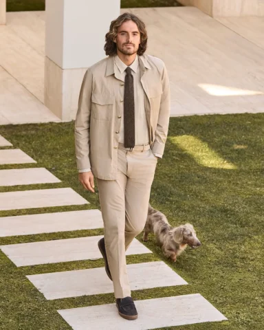 Lightness as a philosophy. 
Canali Nuvola reflects a way of moving through the w