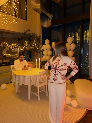 عيد ميلاد حبيبي🕯️🤍 
يا رب كل ايامك بيضة متل قلبك.
حبك أنا ❣️