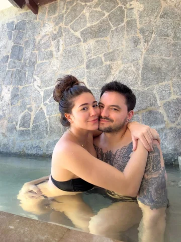 Quando a gente ama e é amado, não sobra espaço pra mais nada ❤️ obrigado, meu am