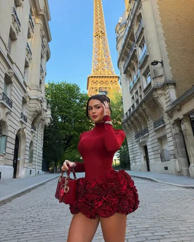 Cheguei Paris 🇫🇷 é sempre mágico estar aqui 🥐🌹