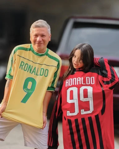 Obrigado @ronaldo 🐐🇧🇷
.
Thank u king @arthurirawan udah kasih kado 3 point da