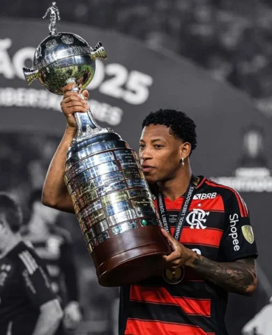 Somos campeones de américa 🏆⚽💪🏽

Uno más, gracias a Dios