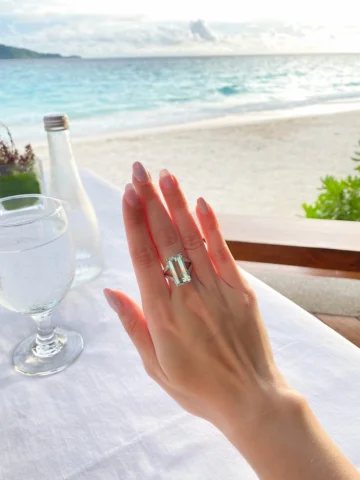 Wearing aquamarine feels so serene—like a soft reminder of the sea. 💎🌊 @manila