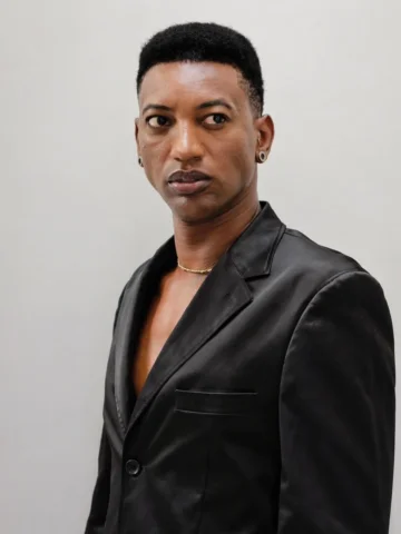 “Não é só cabelo novo… é uma nova versão minha.” 🍃✨

Corte: @marcelo.blackstar 