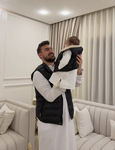 رمضان كريم علينا وعليكم مني ومن احمد الغالي🌙❤️